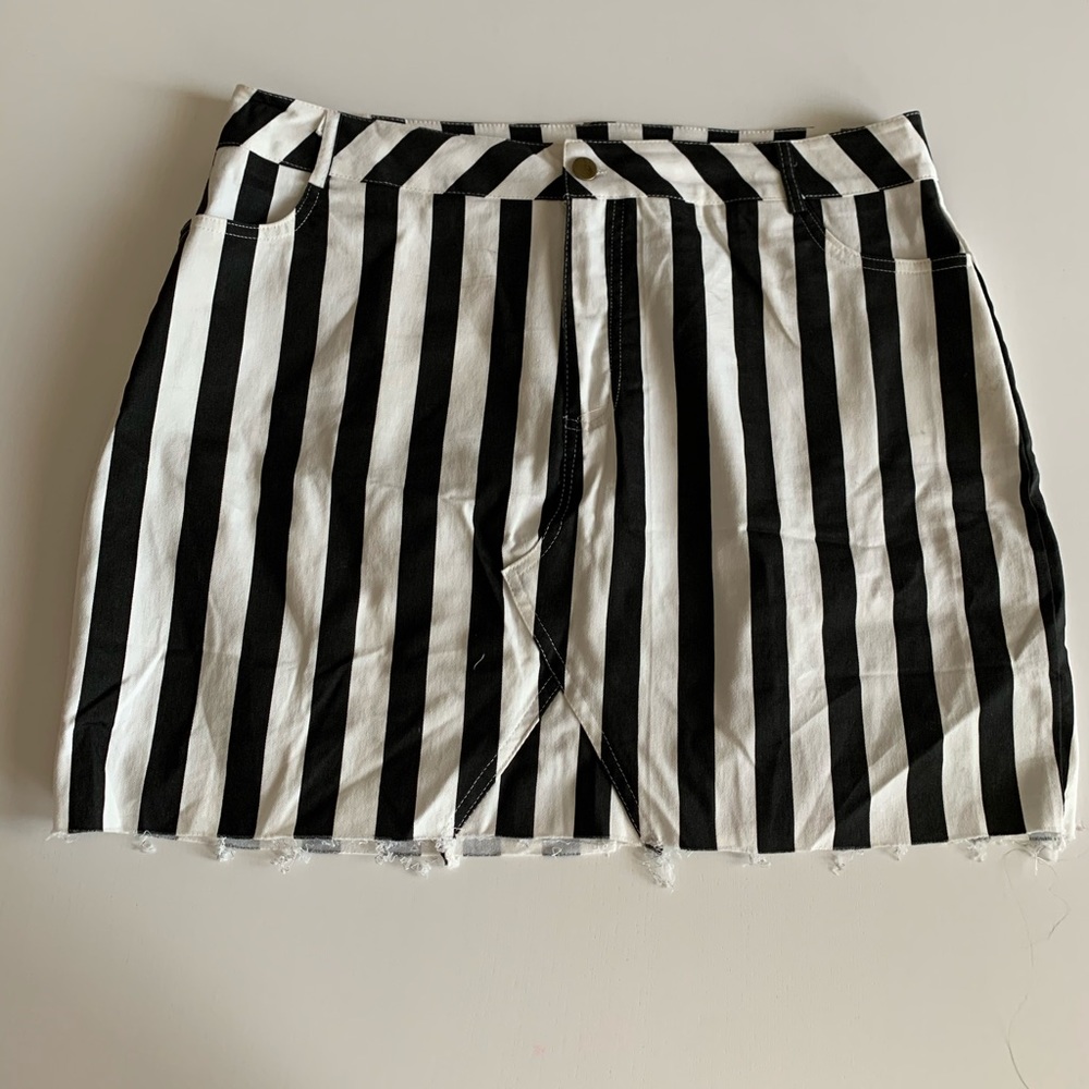 Striped skirt